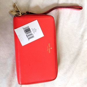 Large Kate Spade wallet/wristlet